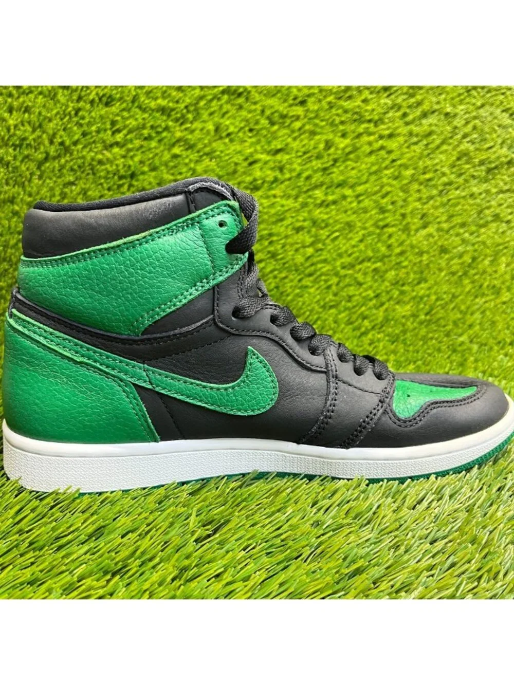 Nike Air Jordan 1 Retro High Mens Size 8 Green Black Basketball Shoes Sneakers